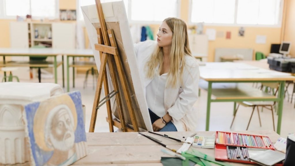 Métiers de l'art et du design : quelle formation pour une carrière réussie ?