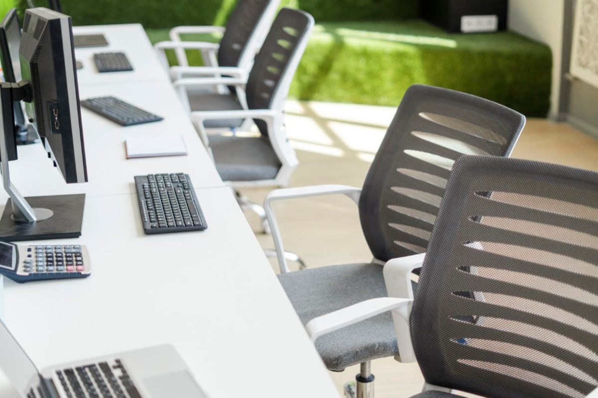 Optimiser votre espace de travail avec un mobilier de bureau professionnel