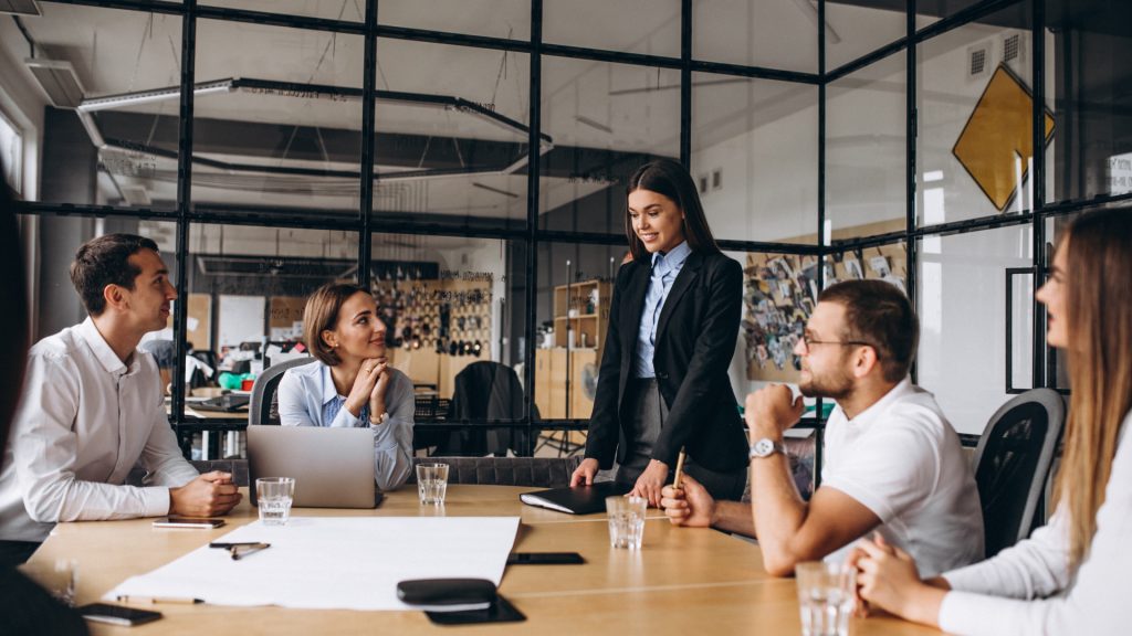 Cadeau d’entreprise personnalisé : comment choisir le bon objet pour vos clients ?