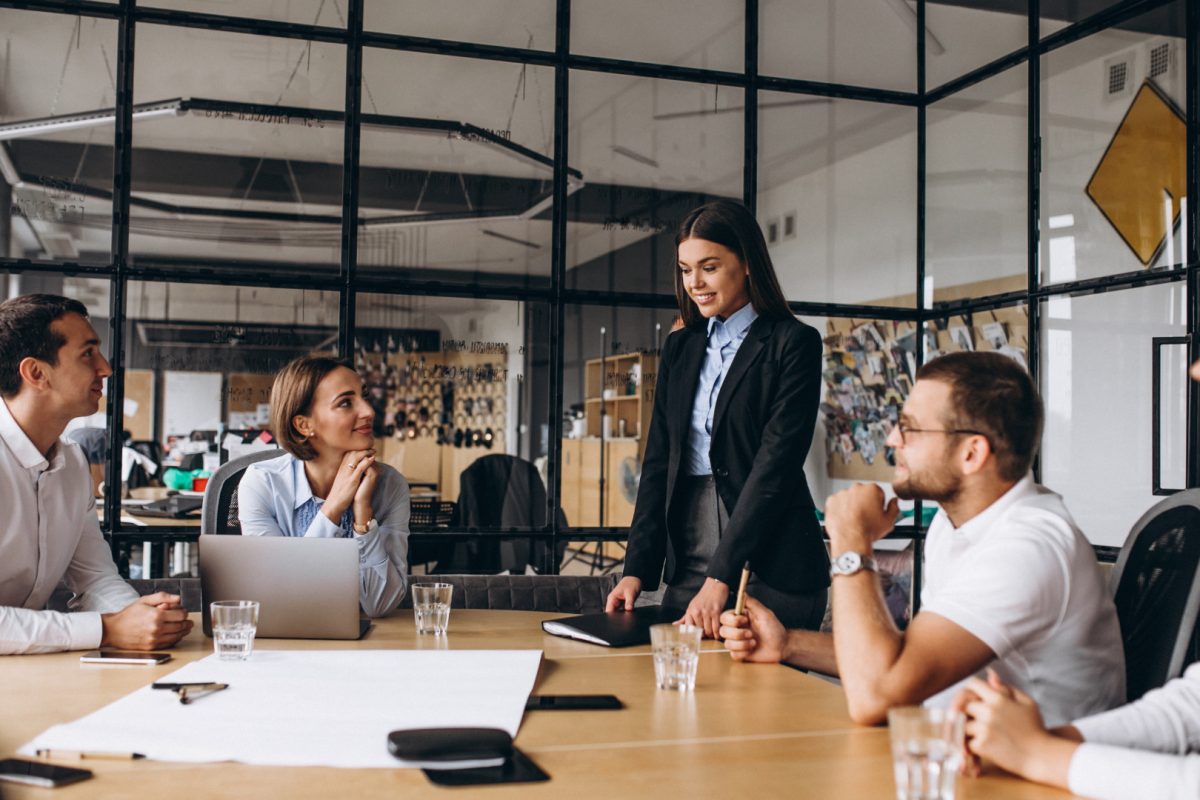 Cadeau d’entreprise personnalisé : comment choisir le bon objet pour vos clients ?