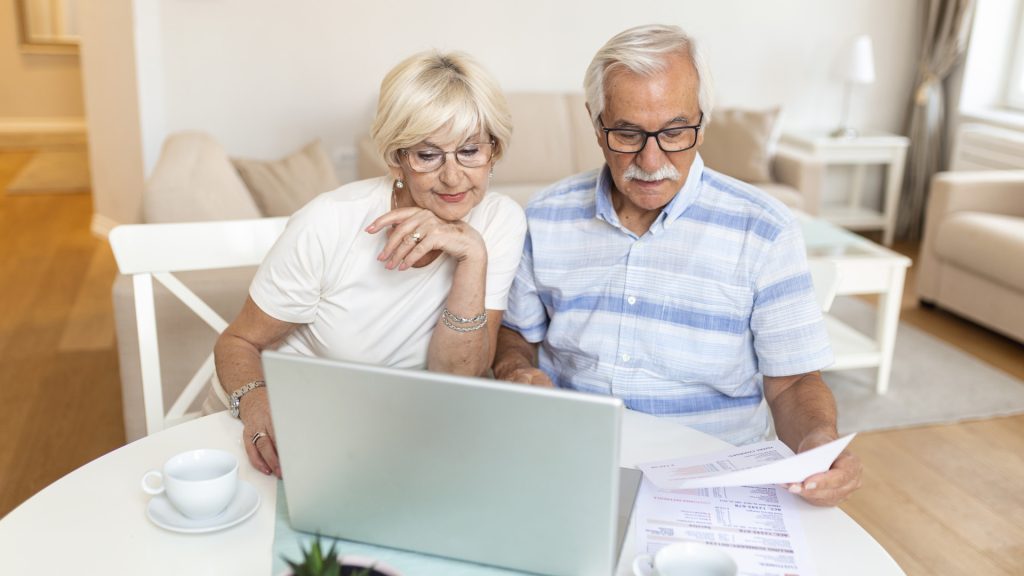 Comment fonctionne l’assurance emprunteur pour les seniors ?