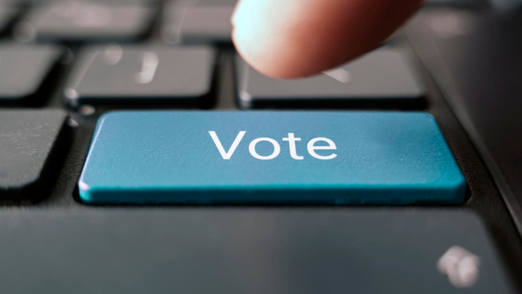 Digitaliser ses élections : le guide du vote électronique